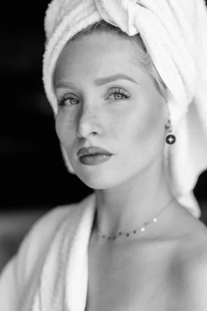photo portrait noir et blanc serviette