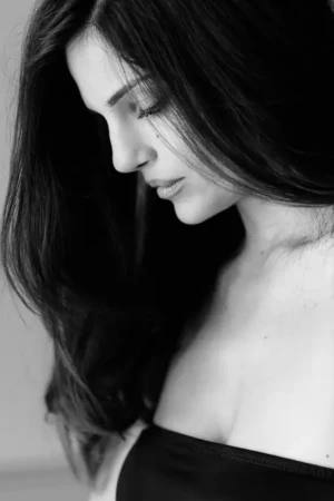 photographie portrait noir et blanc femme lecture